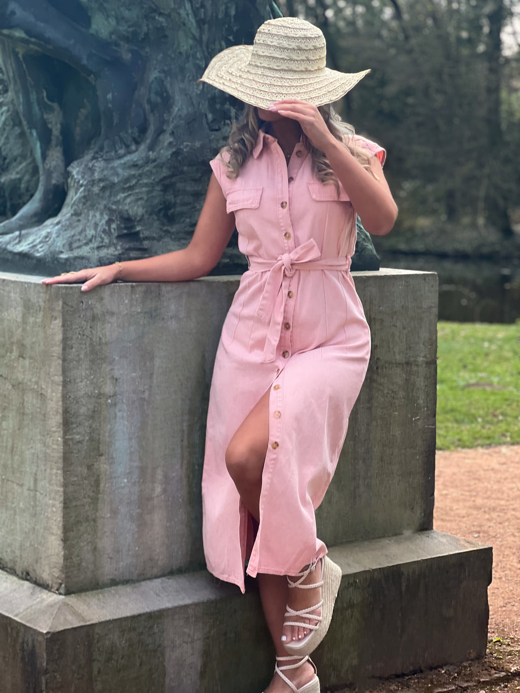 Robe Deanne main image 1
